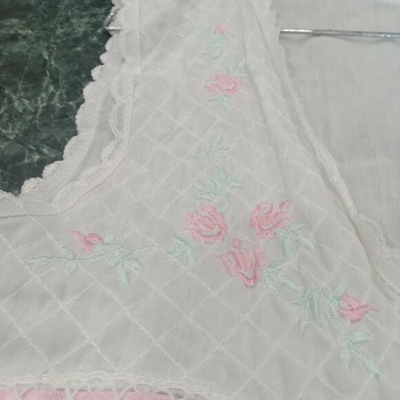 VTG Moon Dance Embroidered Nightgown LARGE Sleeveless Cottagecore Ruffle Pintuck - Picture 9 of 15